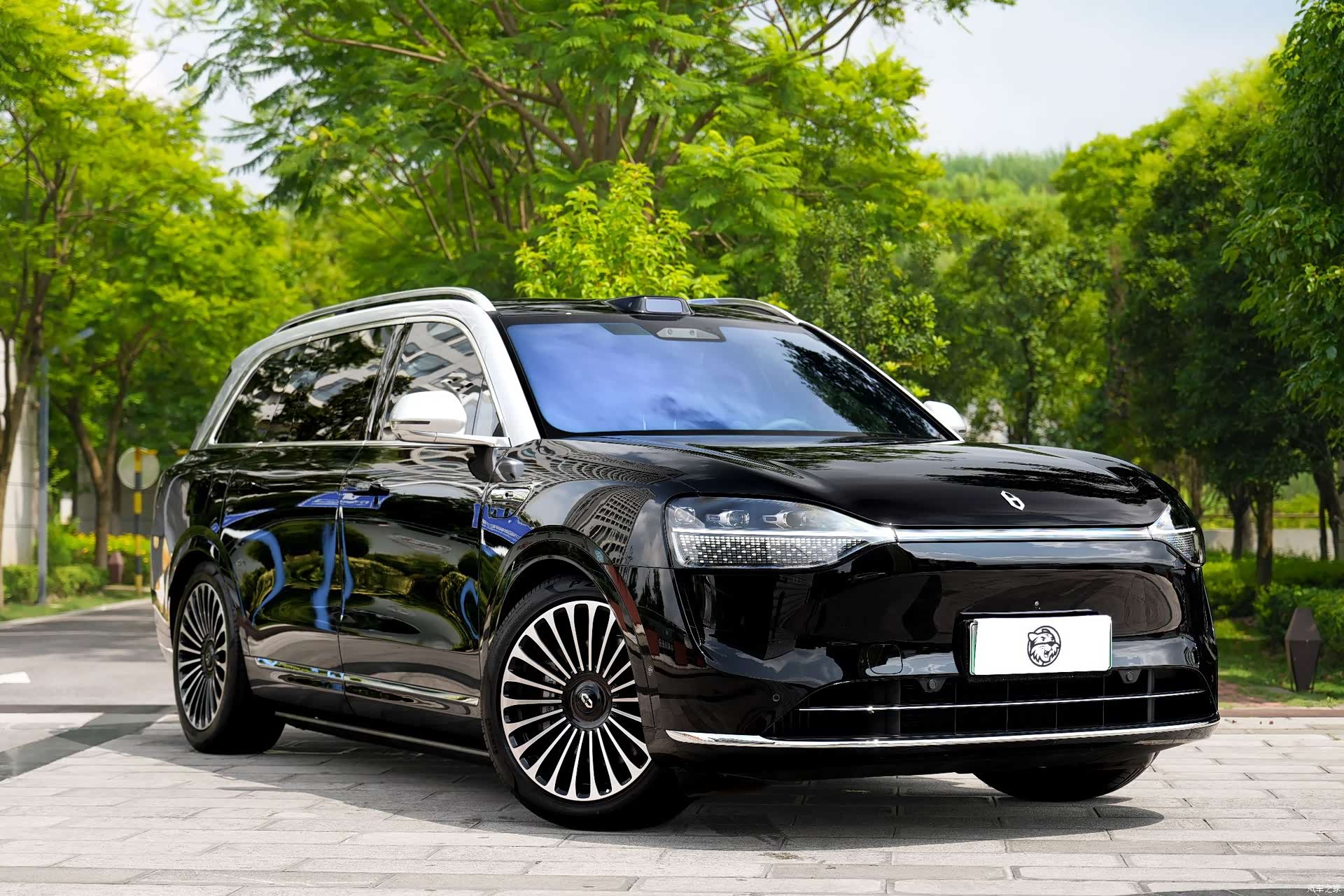 AITO M9, 2025 3