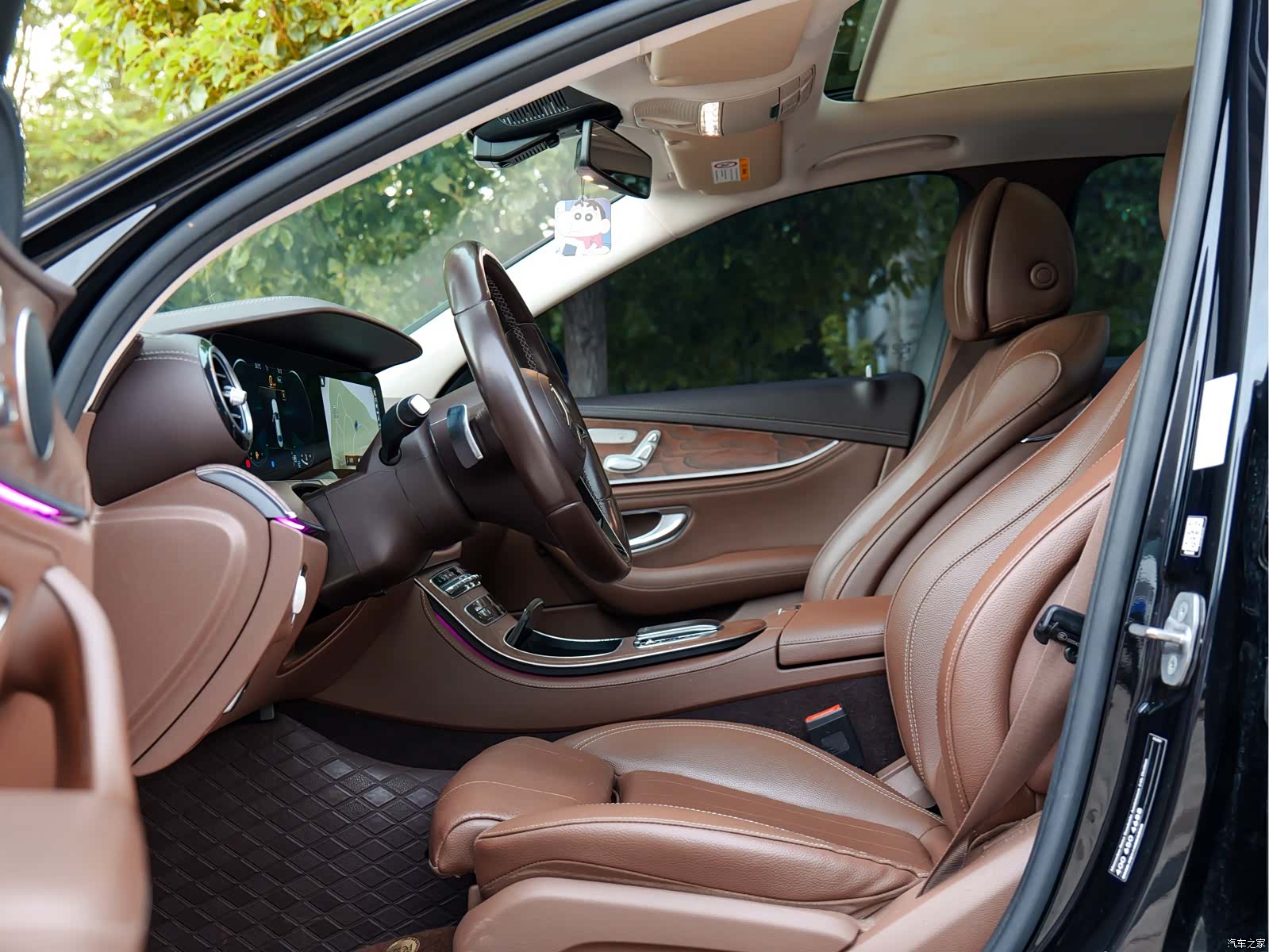 Mercedes-Benz E-Class, 2022 8
