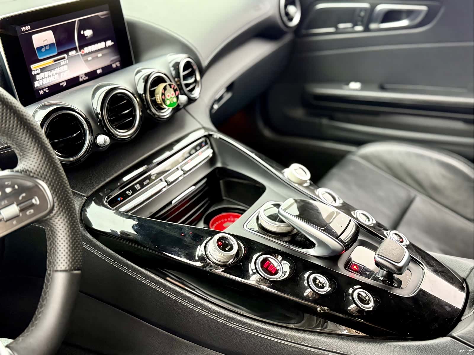 MG AMG, 2016 15