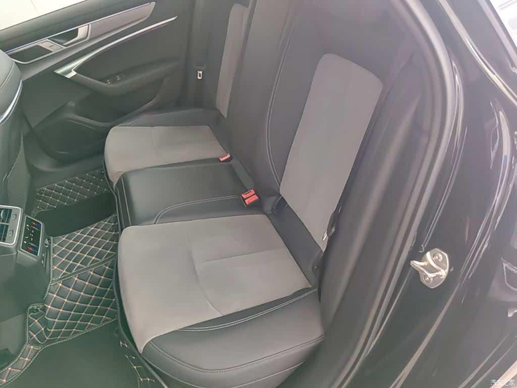 Audi A6L, 2025 17