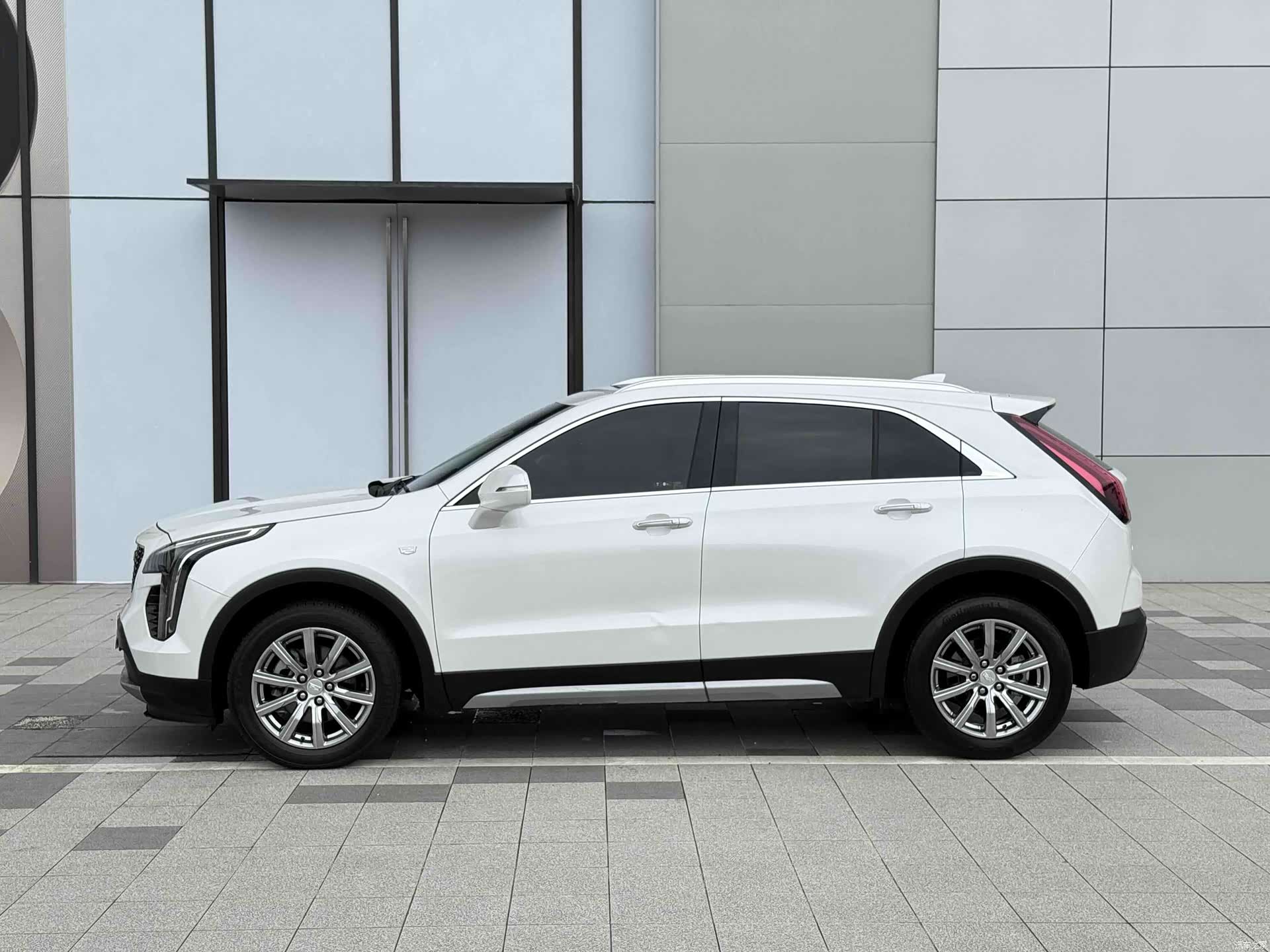 Cadillac XT4, 2019 21