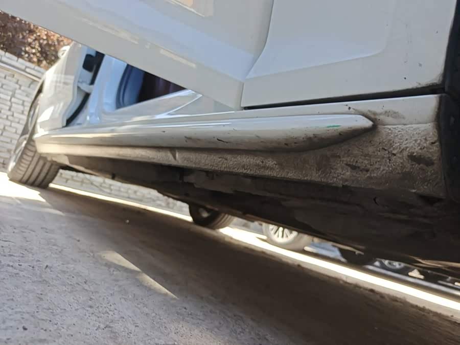 Audi A4L 2018, фото 21