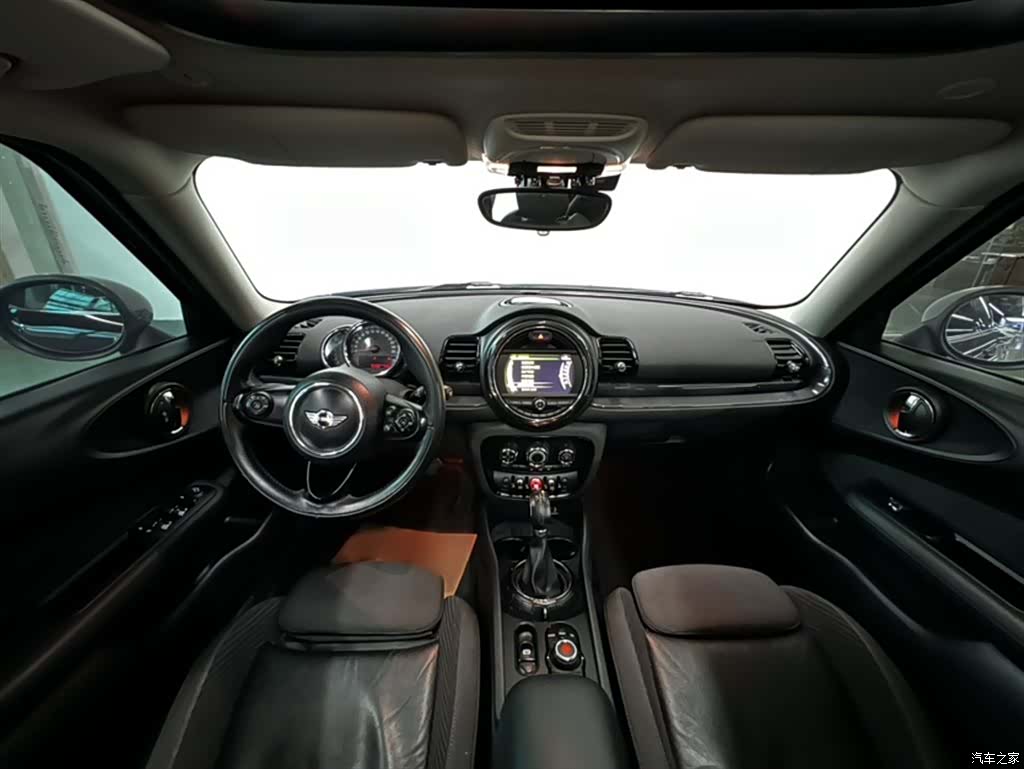 Mini Clubman, 2016 24
