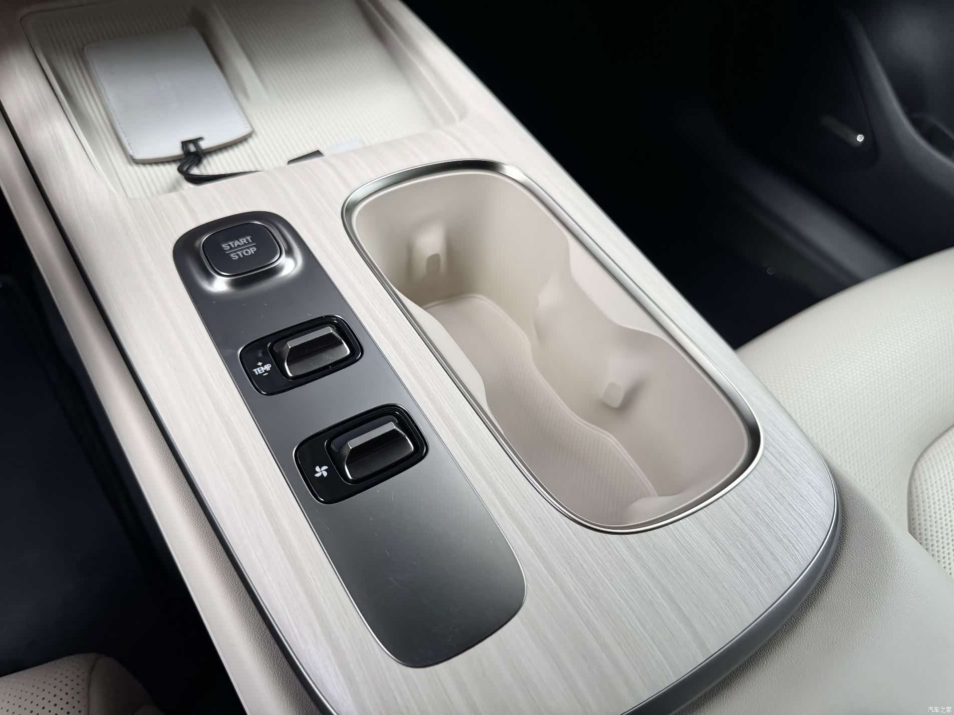 Xiaomi SU7, 2025 39