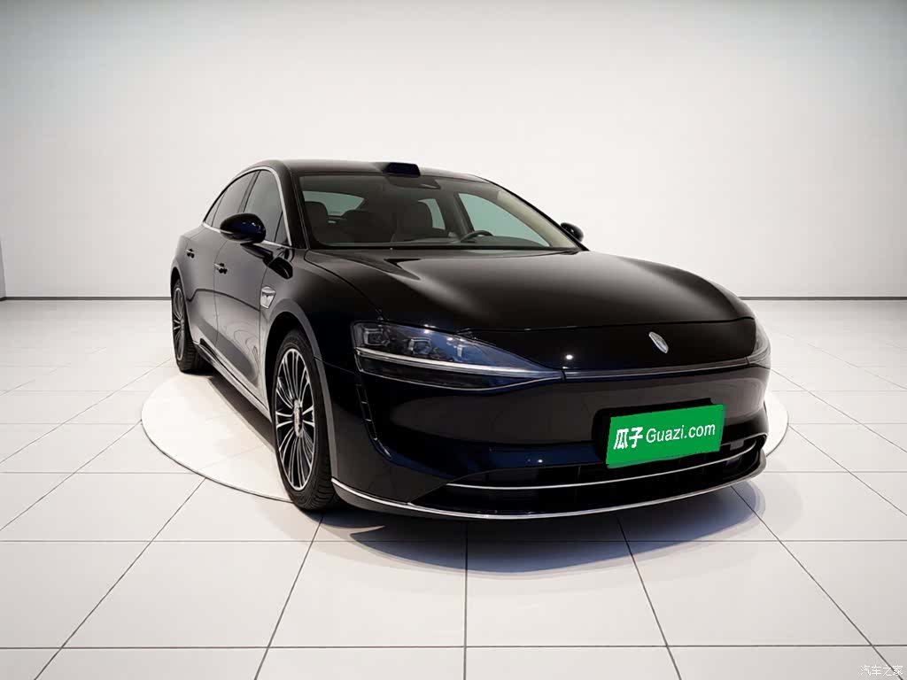 Stelato S9, 2025 3