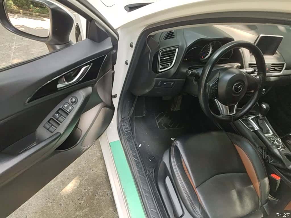 Mazda Mazda3, 2016 16