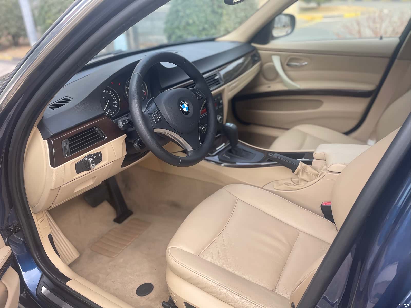 BMW 3 Series, 2010 6