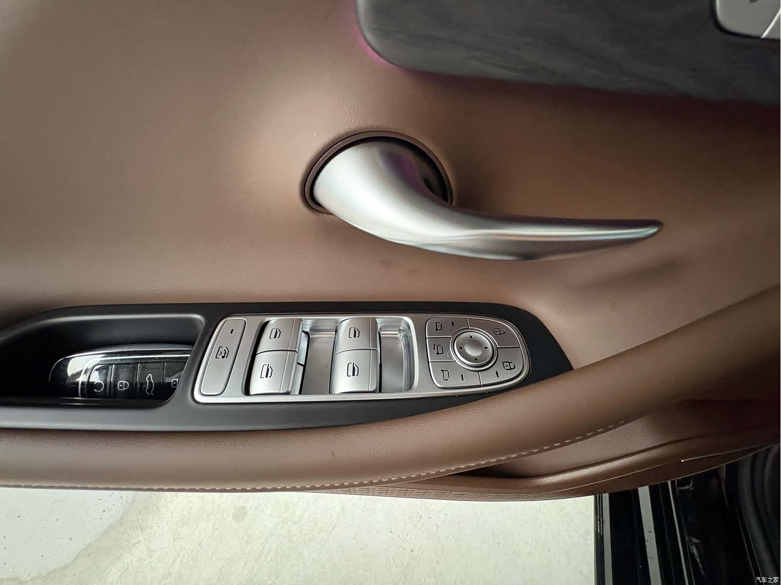 Chery Arrizo 8, 2025 18