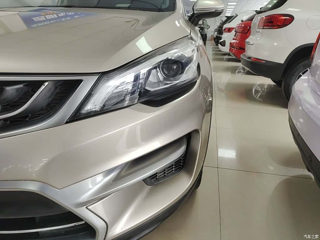 Geely Emgrand, 2018 24