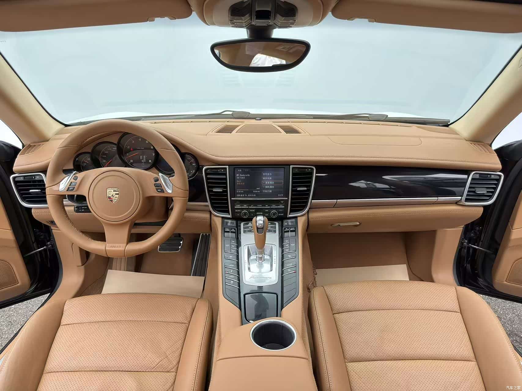 Porsche Panamera, 2011 8