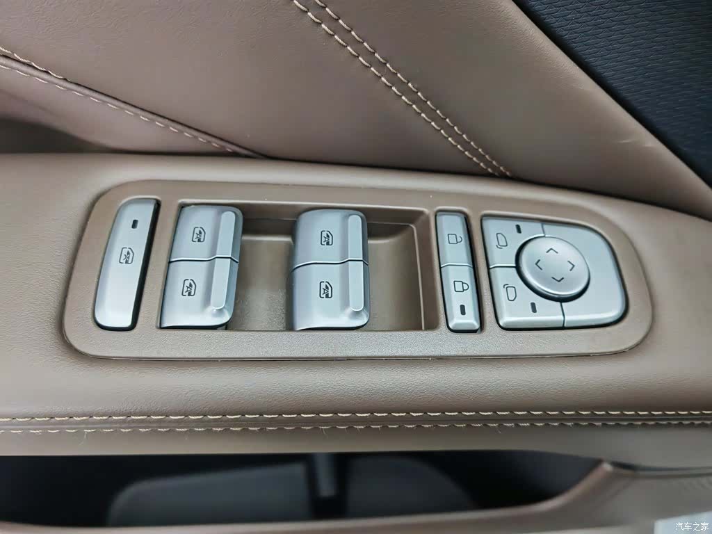 Wuling 730, 2025 9