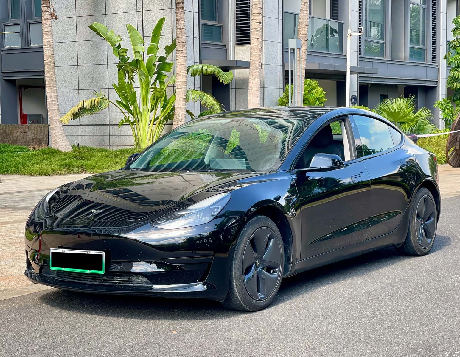 Tesla Model 3, 2021 1