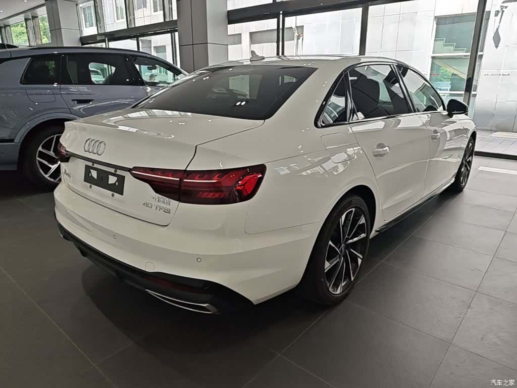 Audi A4L, 2023 7