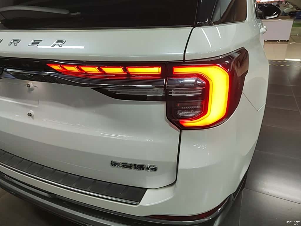 Ford Explorer, 2024 8