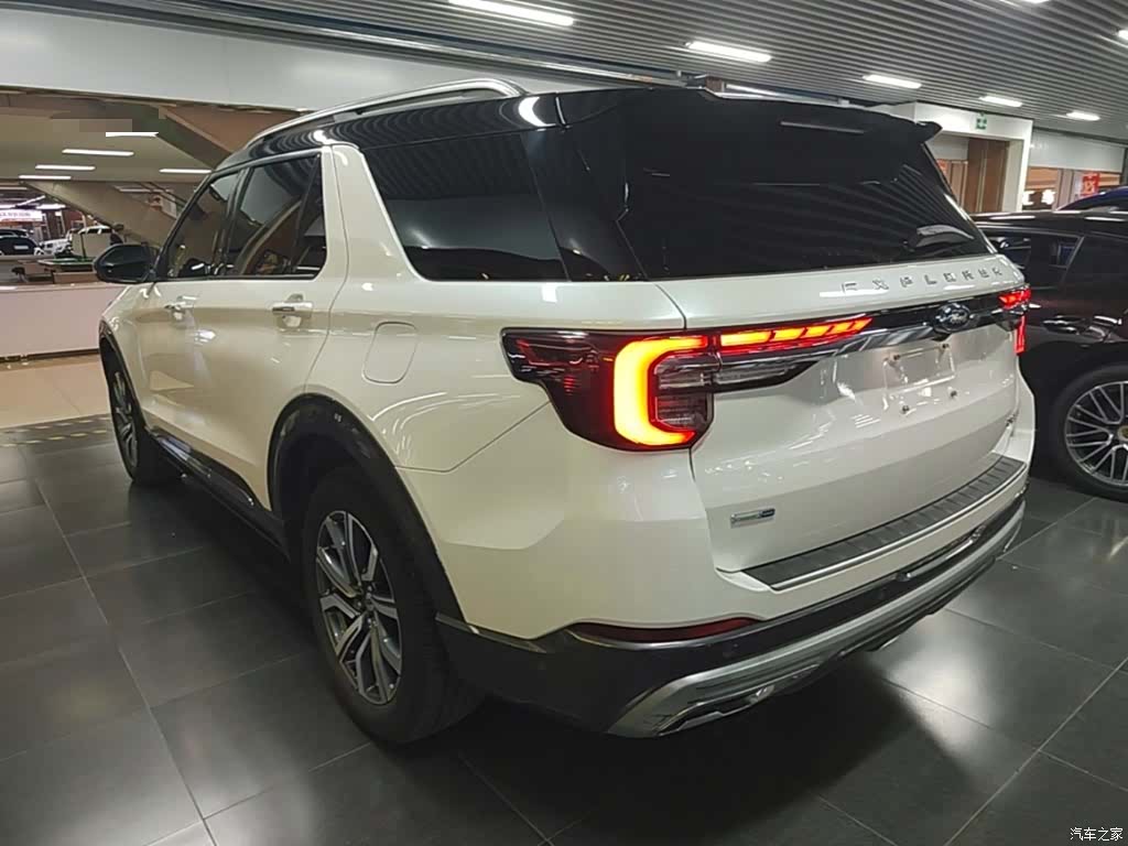 Ford Explorer, 2024 все фото