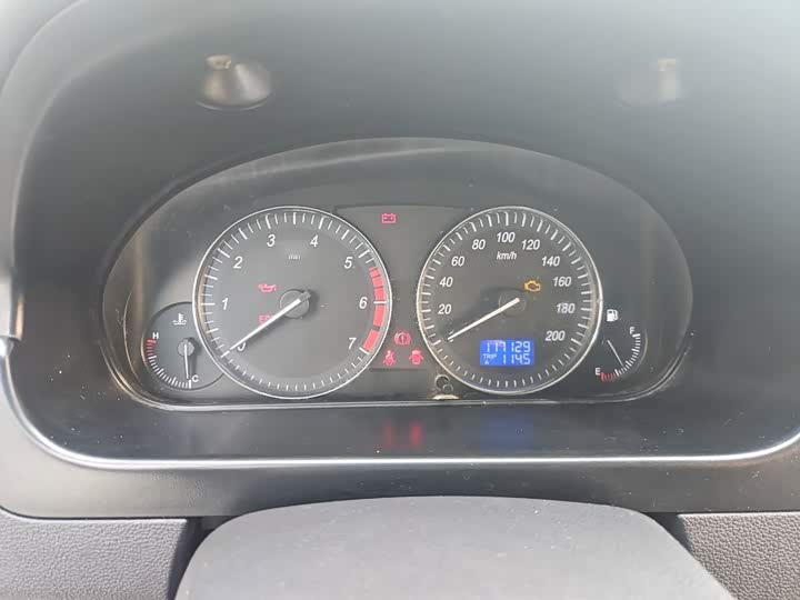 BAIC Weiwang M20 2014 1.5L shi yong xing BJ415A
