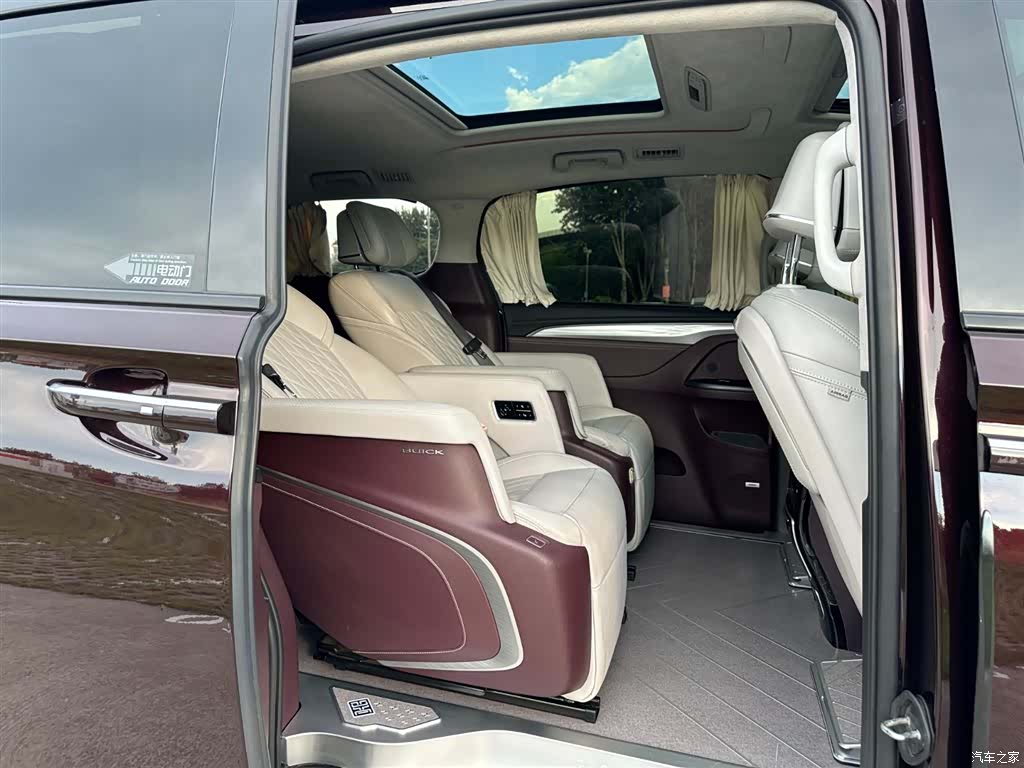 Buick GL8, 2022 21