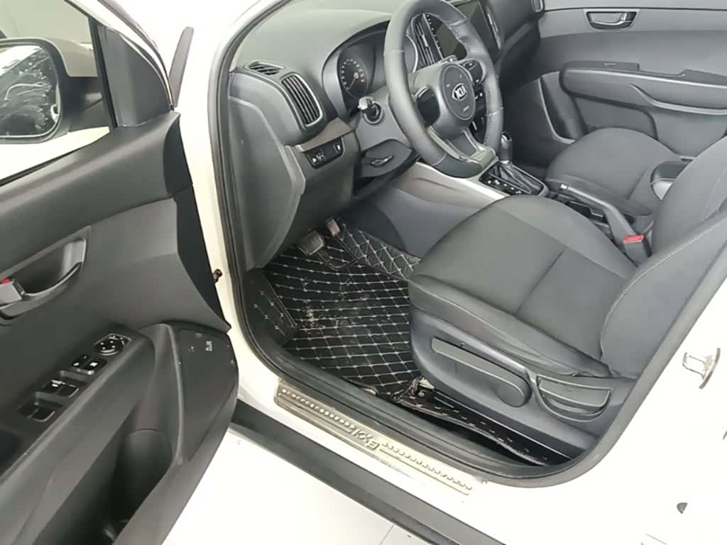 Kia KX3, 2016 16