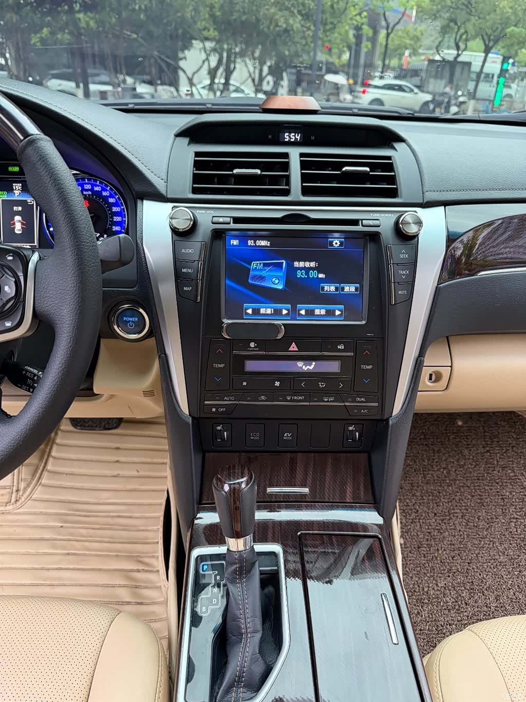 Toyota Camry, 2017 16