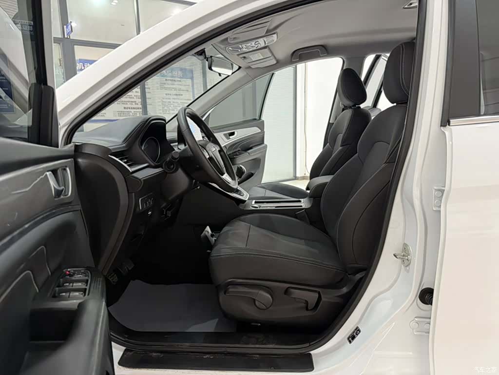Haval M6, 2023 13