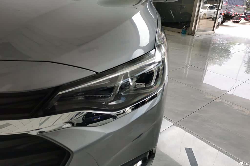 Chevrolet 320, 2021 все фото