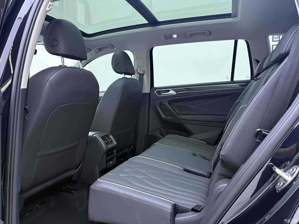 Volkswagen Tiguan L, 2022 19