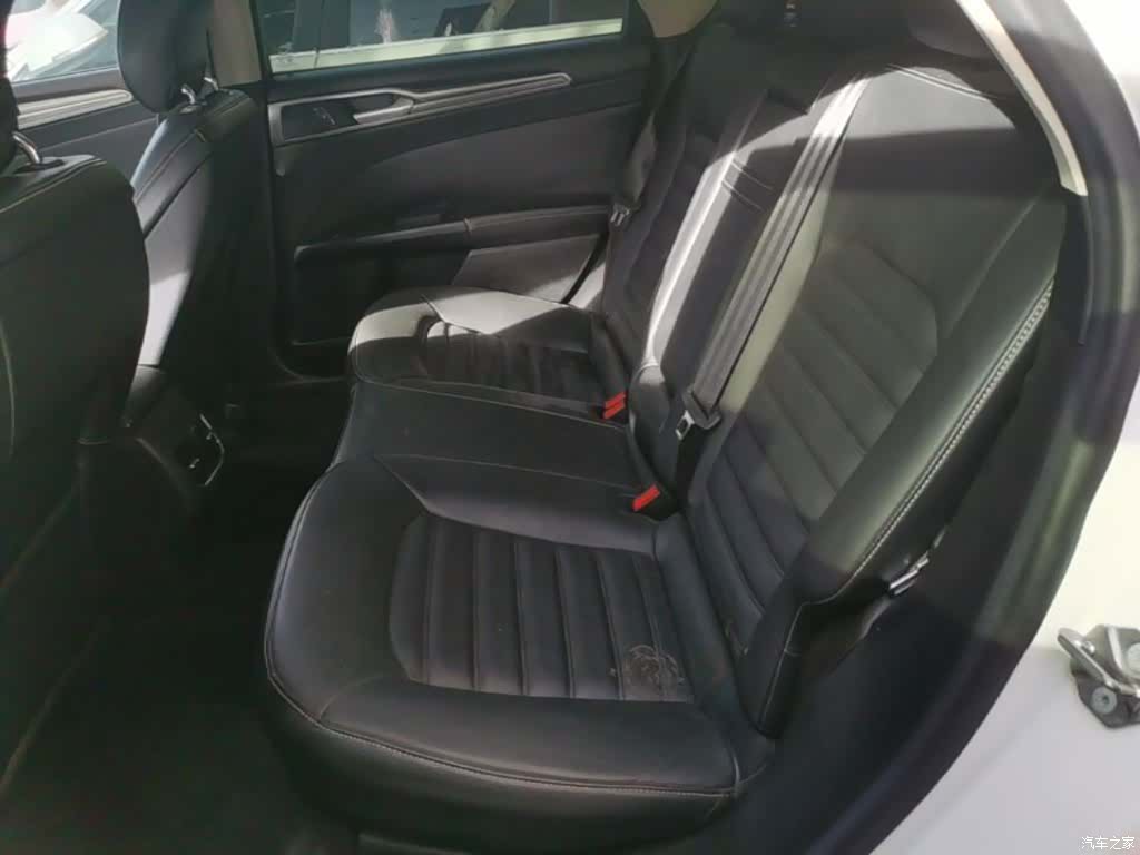 Ford Mondeo, 2017 17