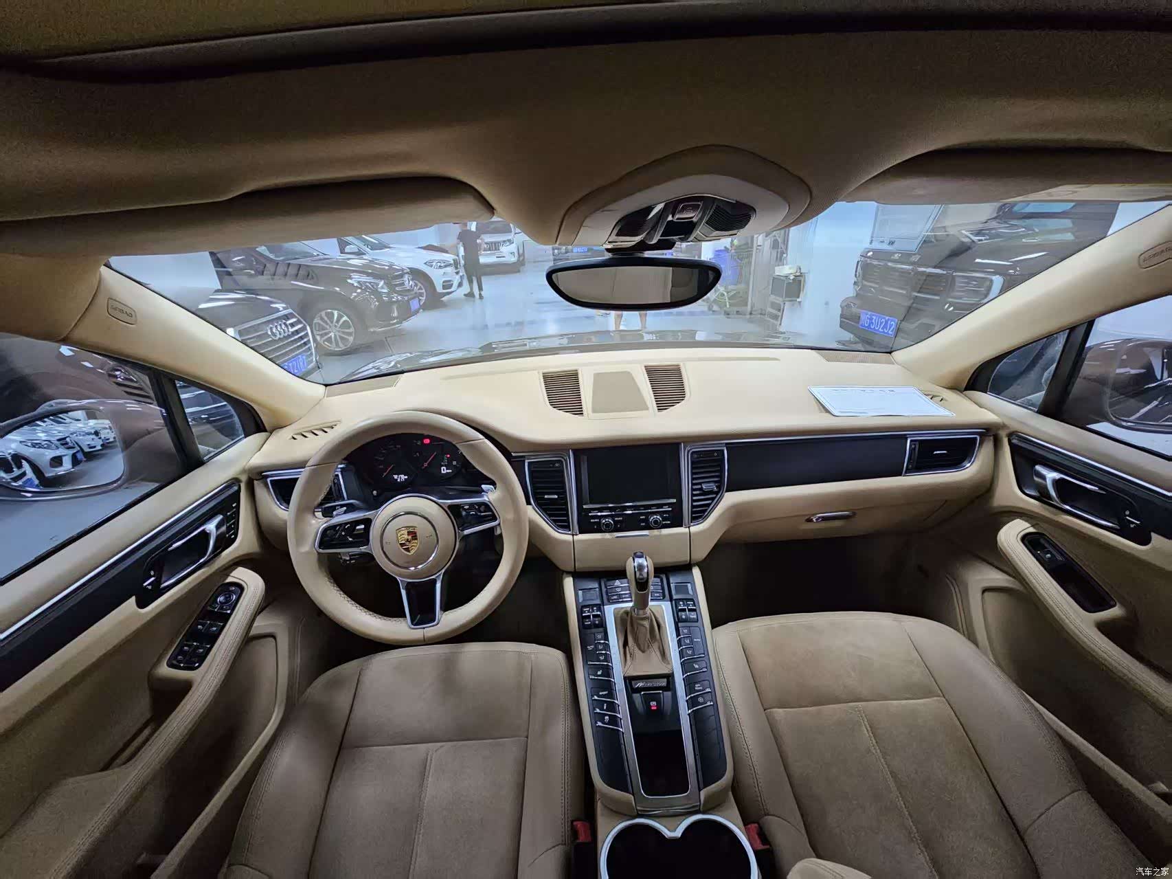 Porsche Macan, 2016 8