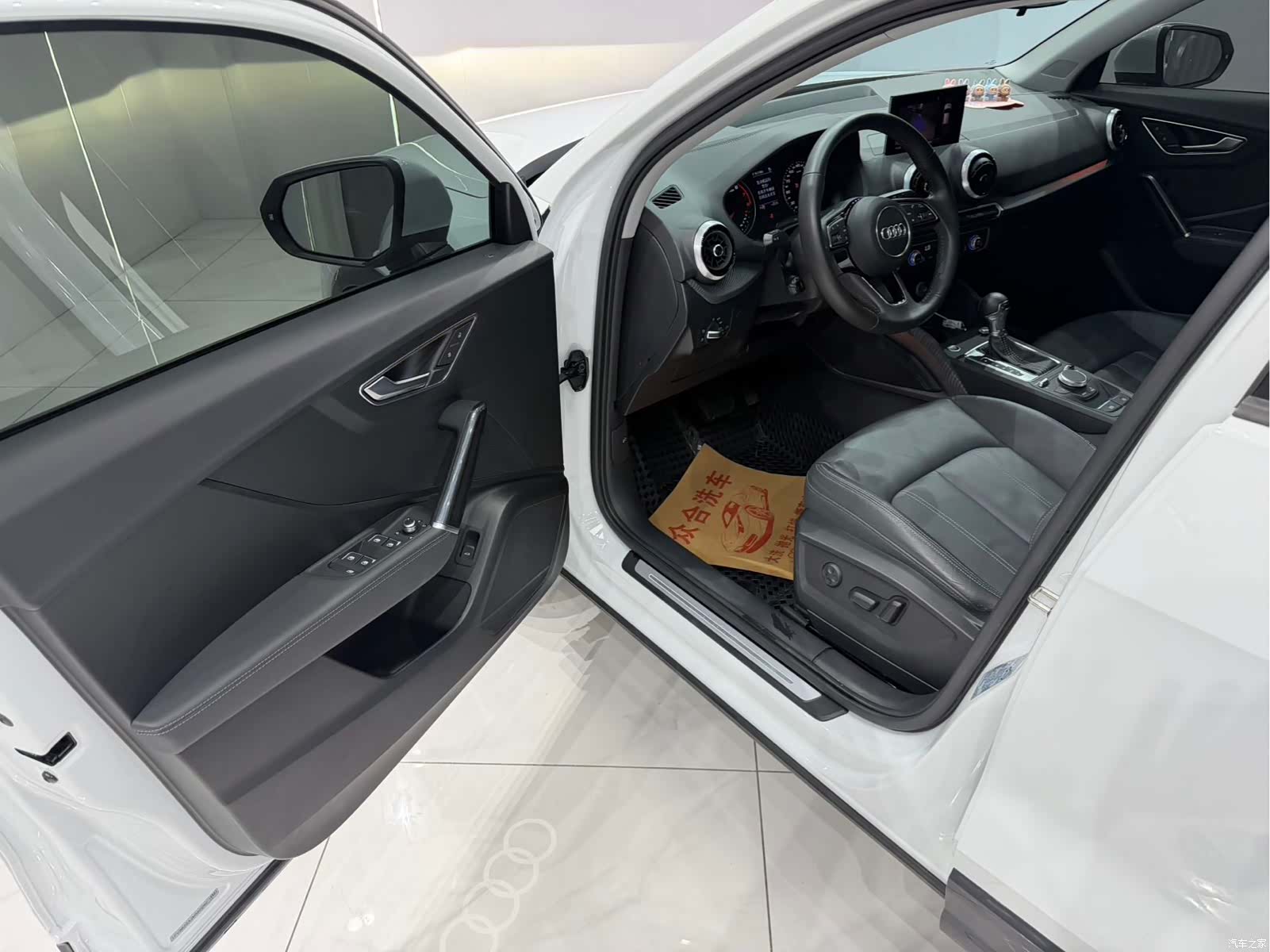 Audi Q2L, 2022 7