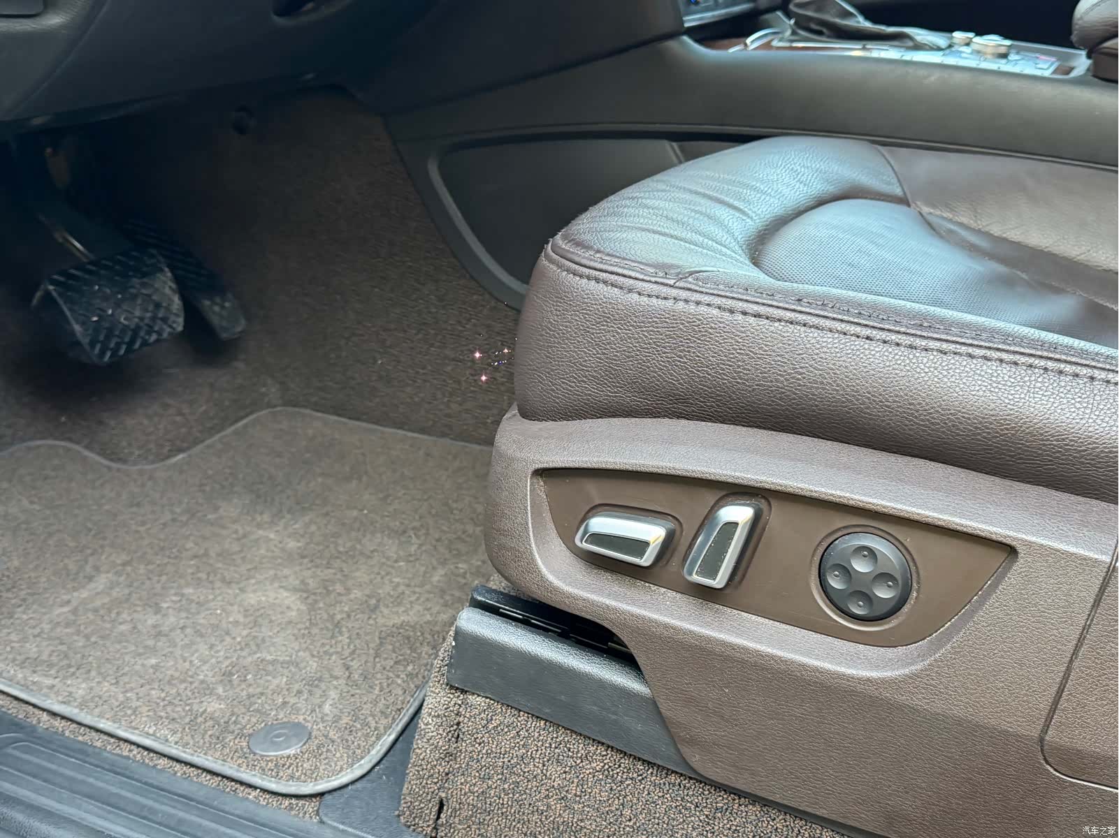 Audi Q7, 2015 8