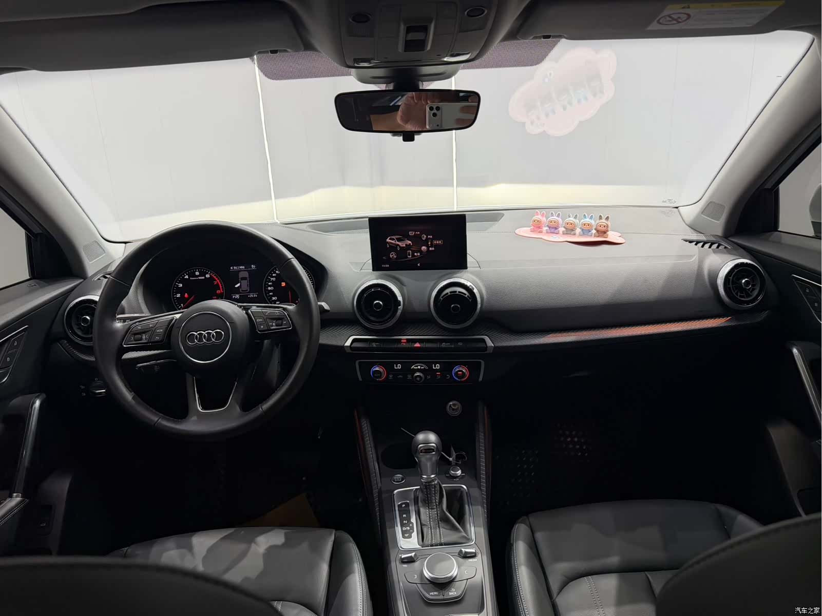 Audi Q2L, 2022 13