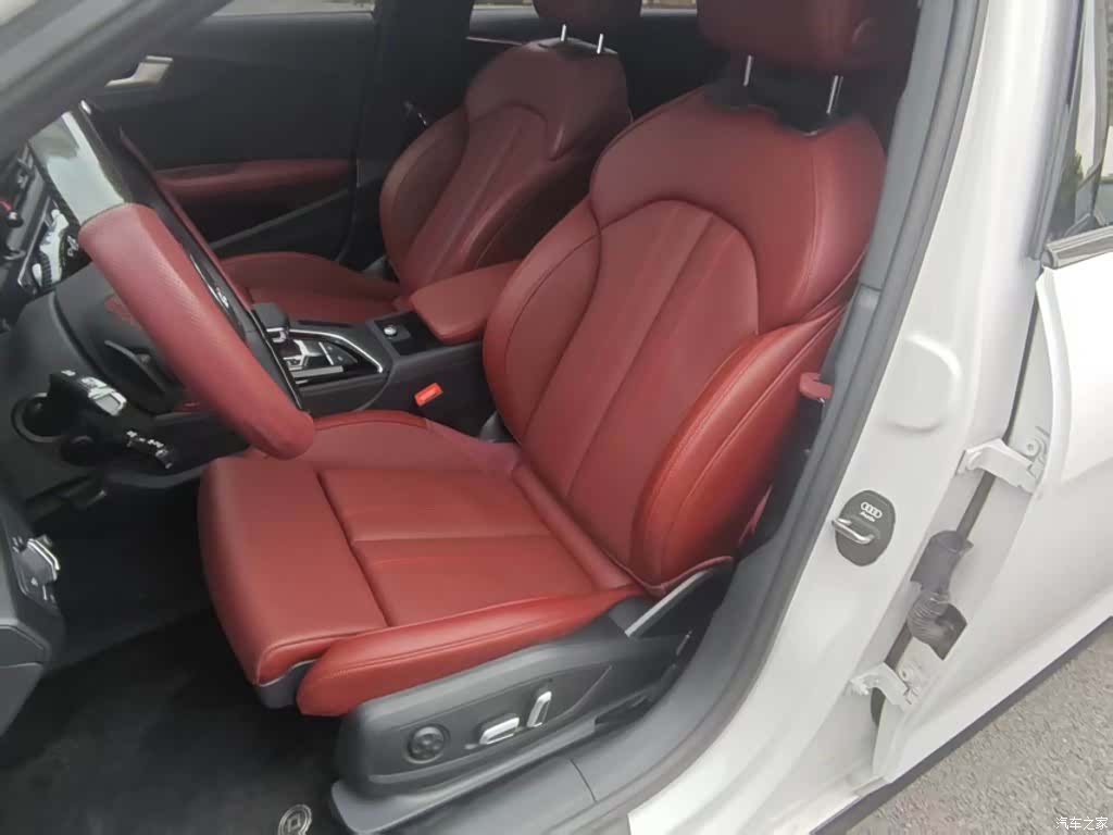 Audi A4L, 2025 25