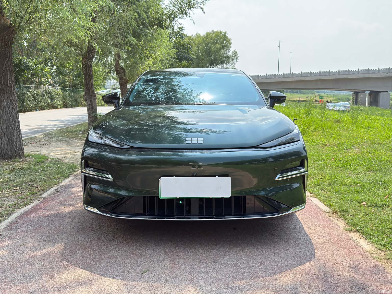 Geely 8, 2025 2