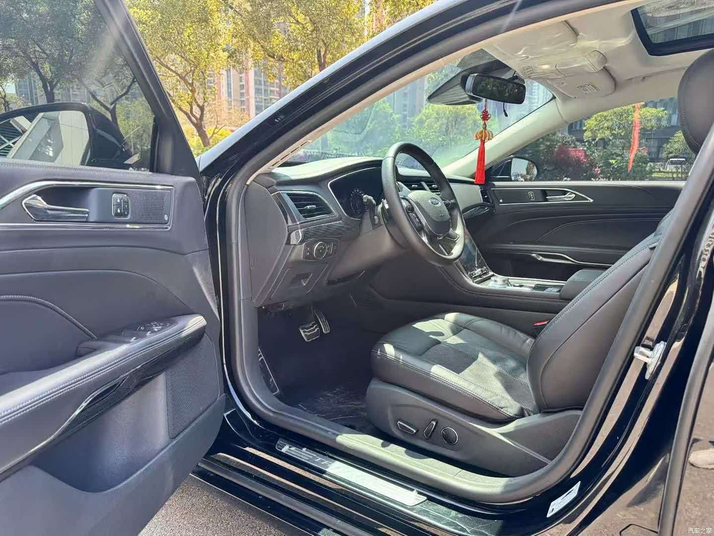 Ford Taurus, 2022 все фото