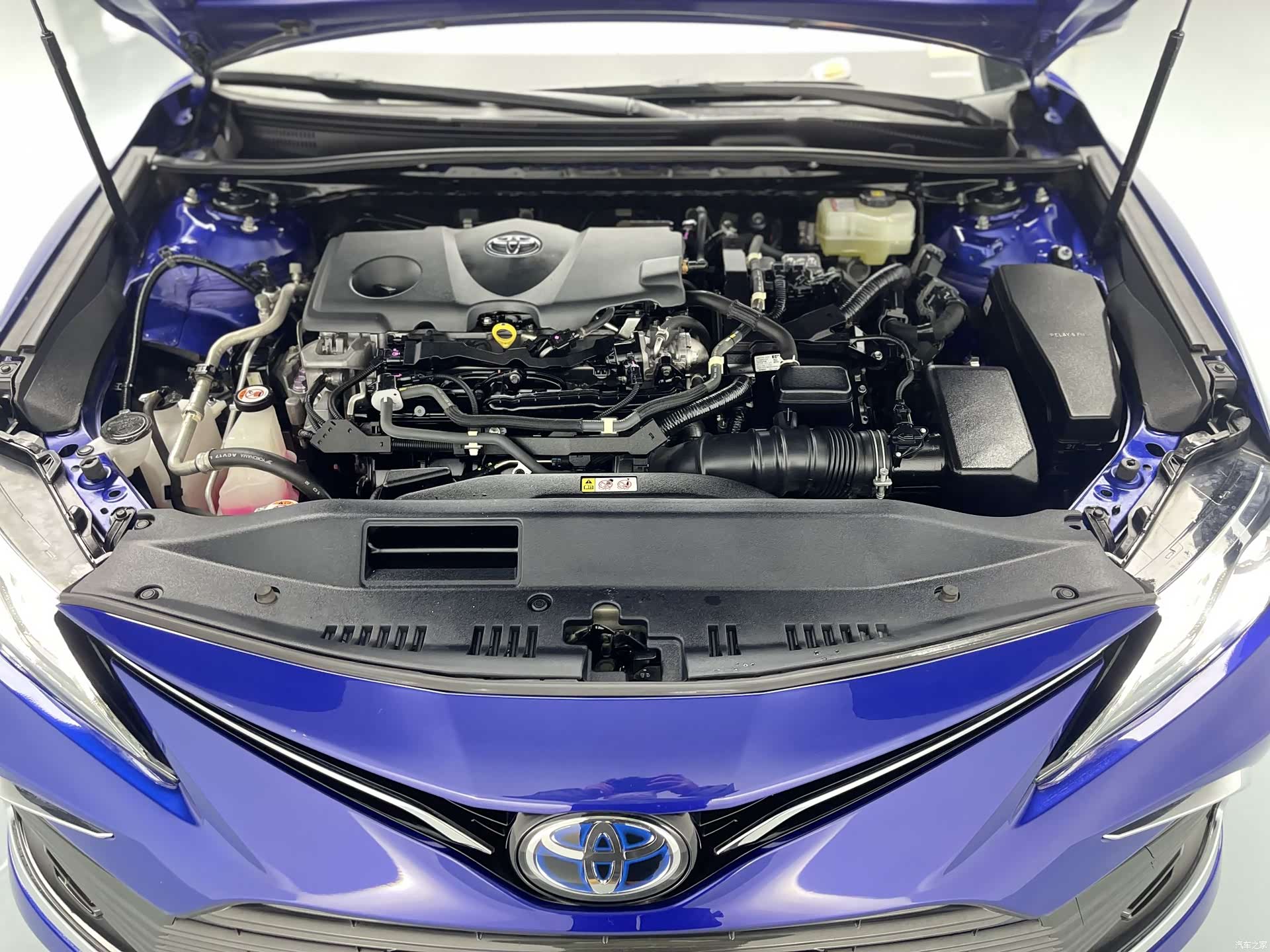 Toyota Camry, 2023 16