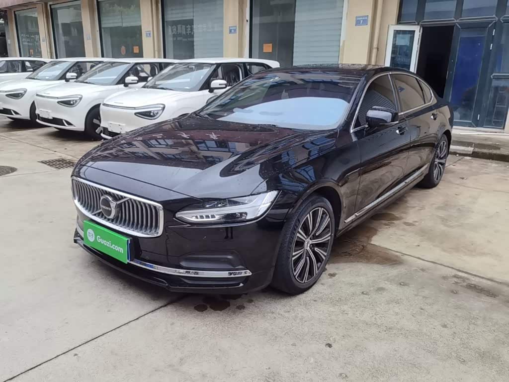 Volvo S90
