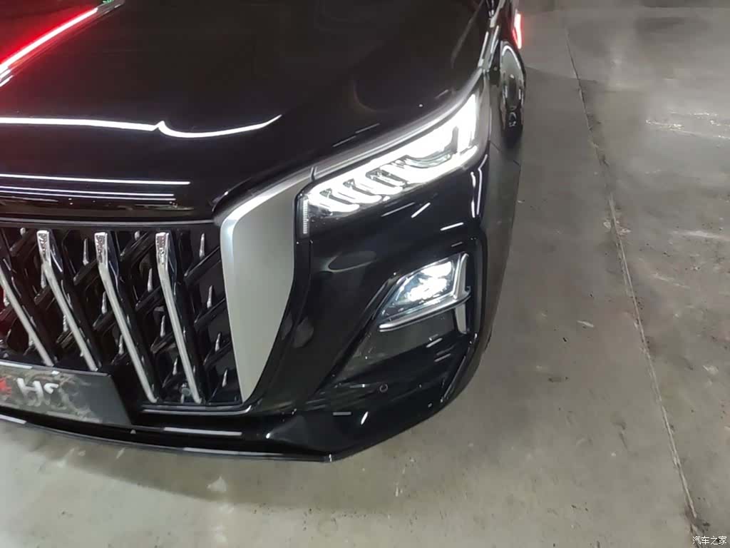 Hongqi HS5, 2024 18