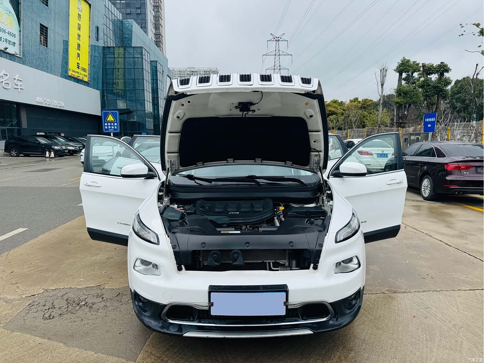Jeep Cherokee, 2018 10