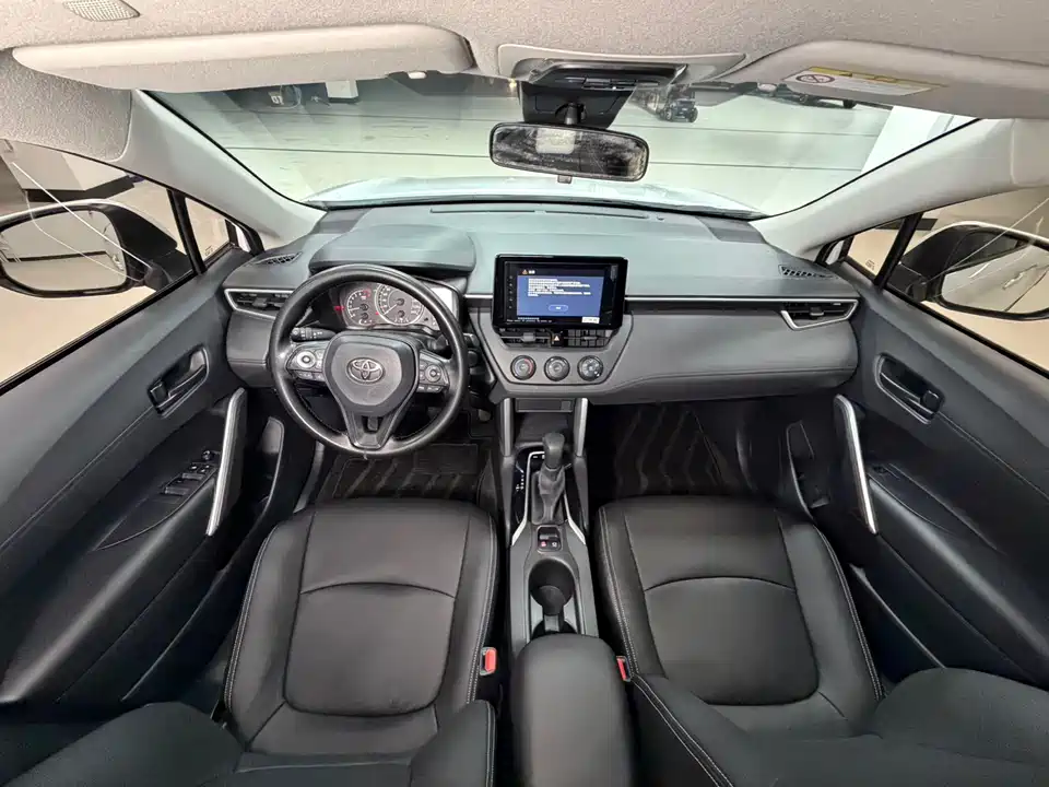 Toyota Corolla Sharp amplifier