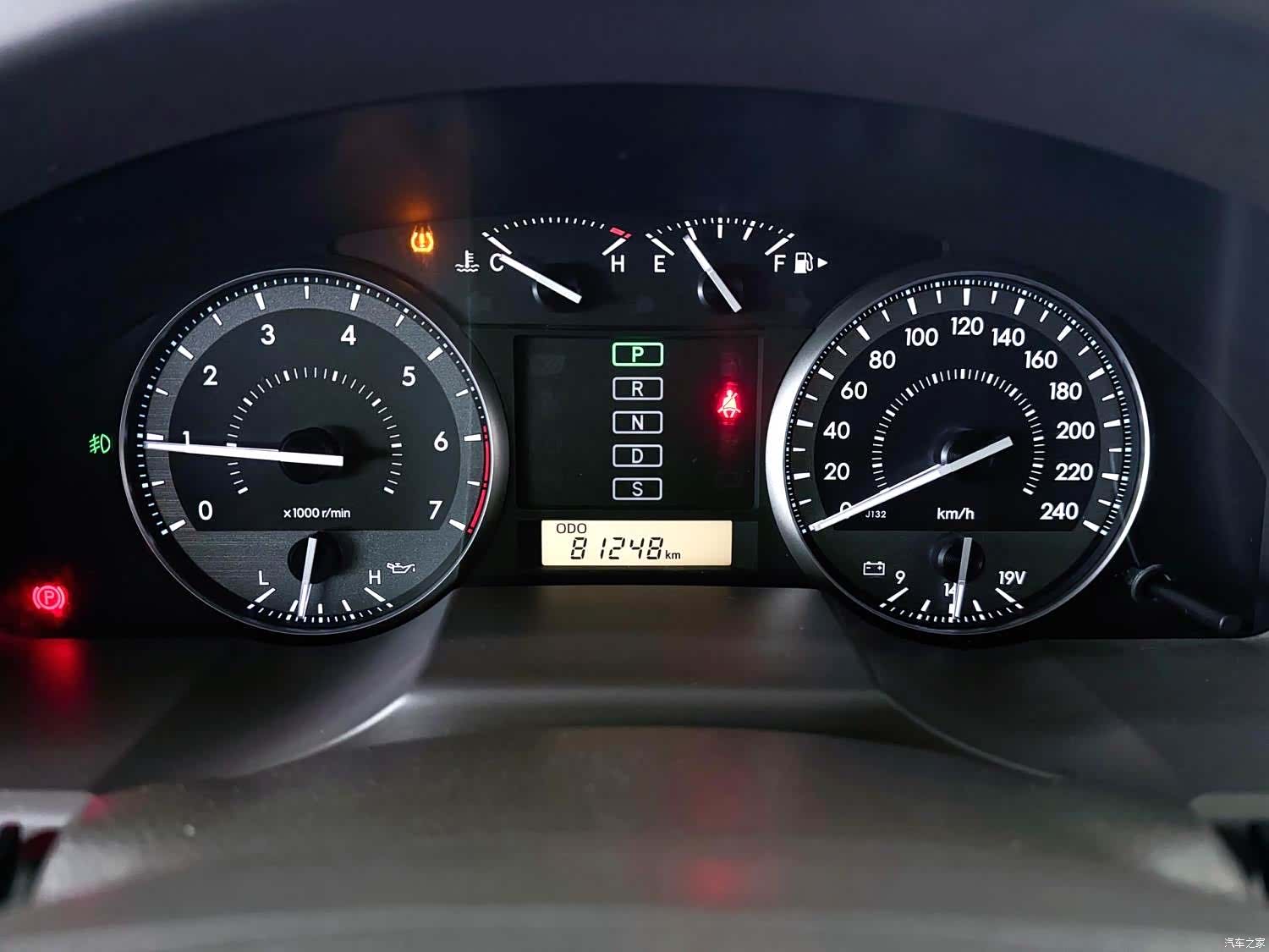 Toyota Land Cruiser, 2019 11