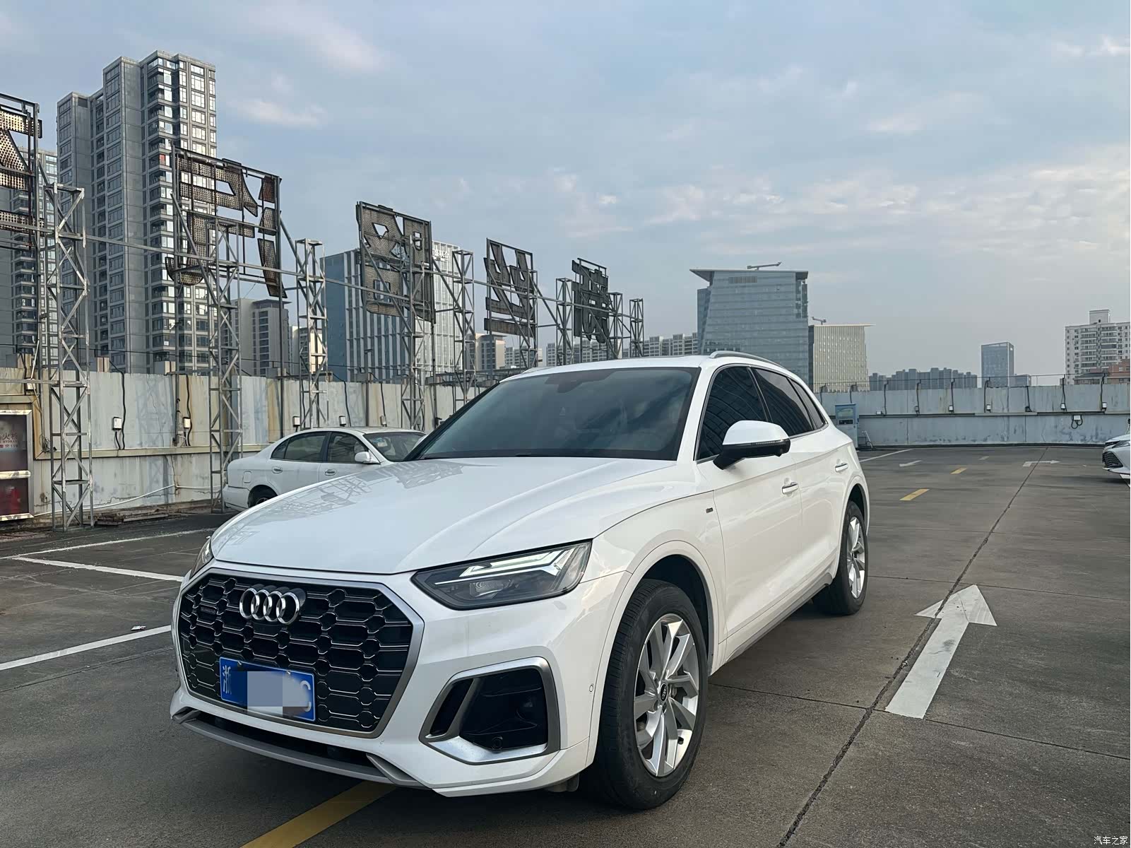 Audi Q5L, 2022 1