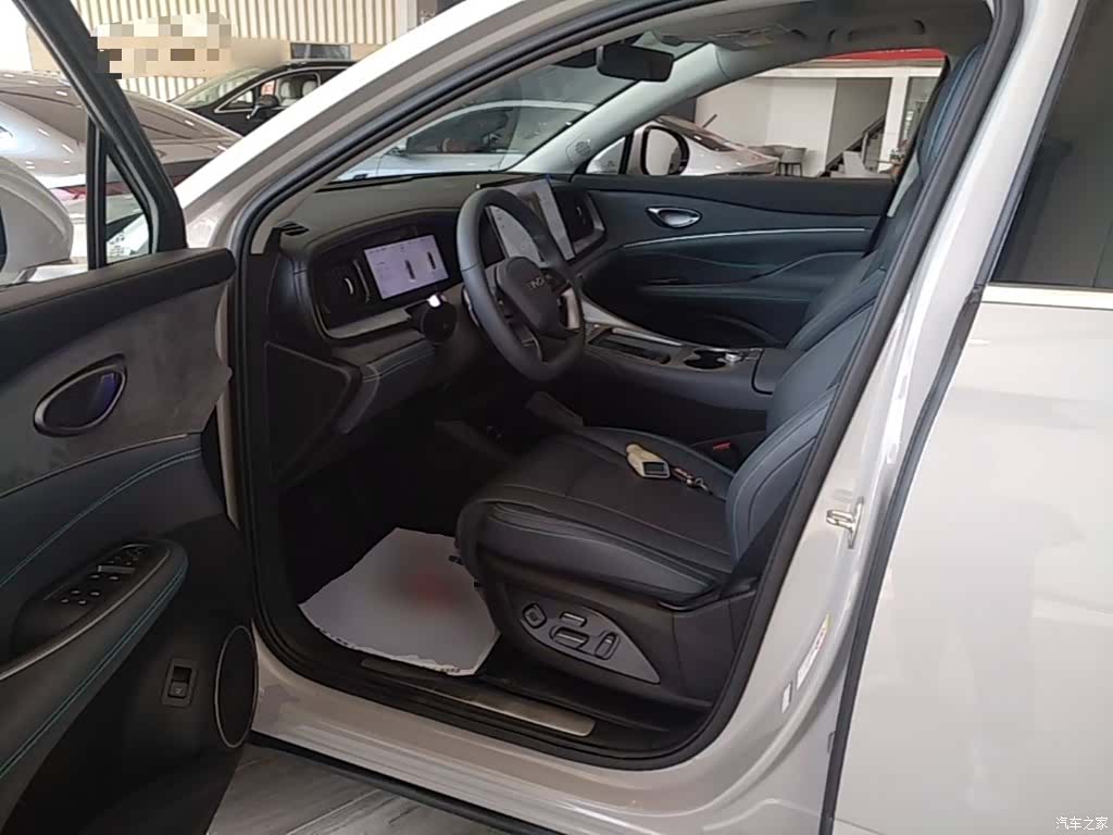 BYD HiAce, 2025 16