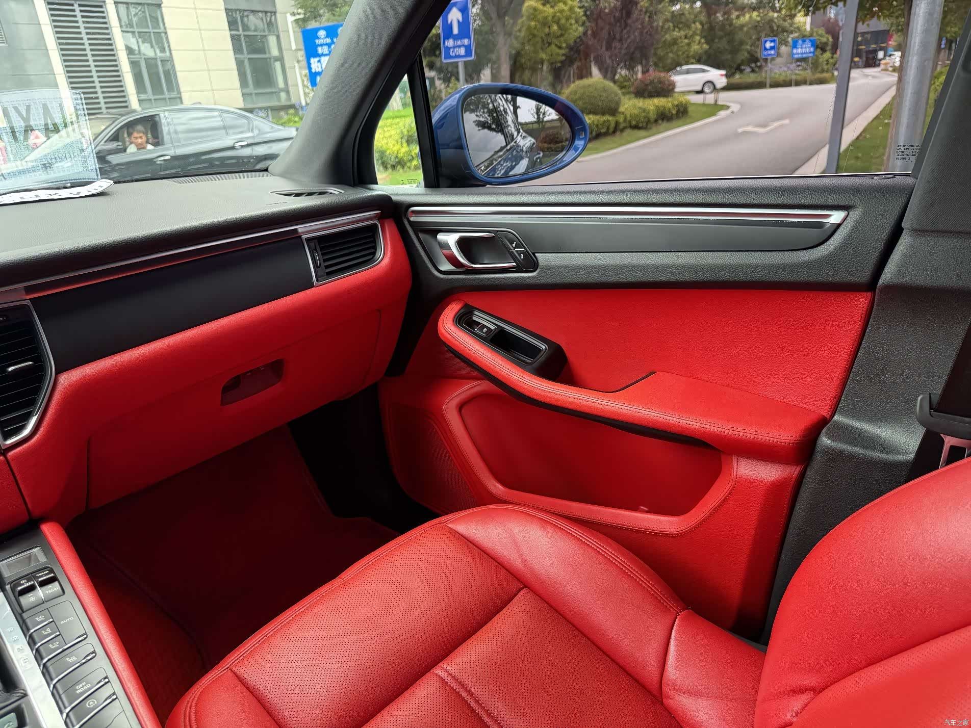 Porsche Macan, 2016 12