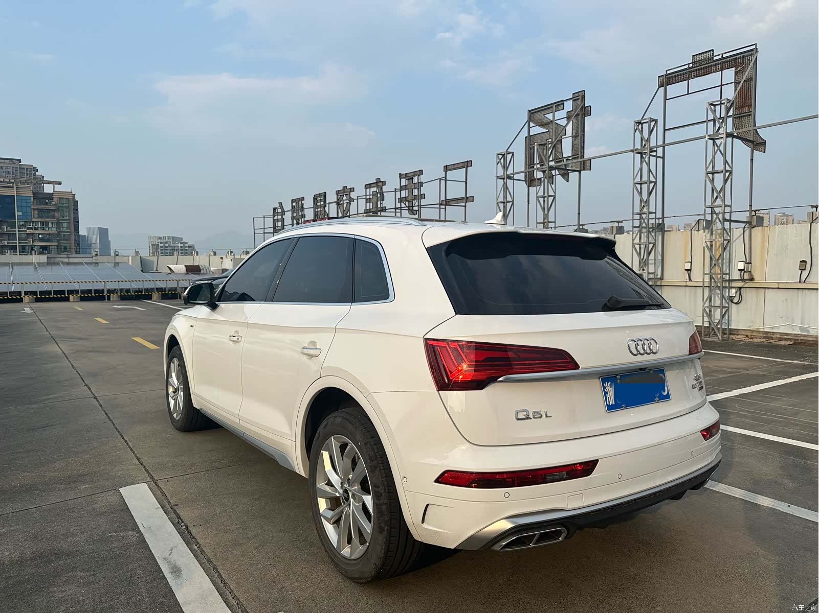 Audi Q5L, 2022 14