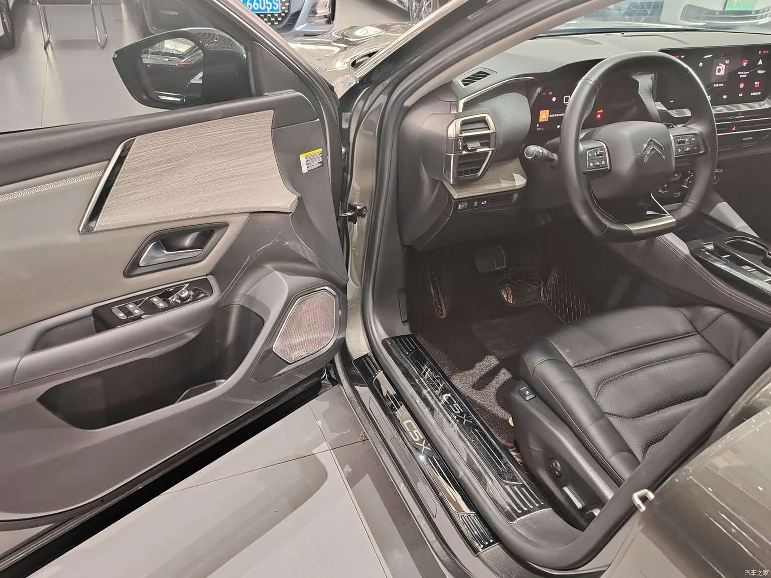 Citroen C5 X, 2023 все фото