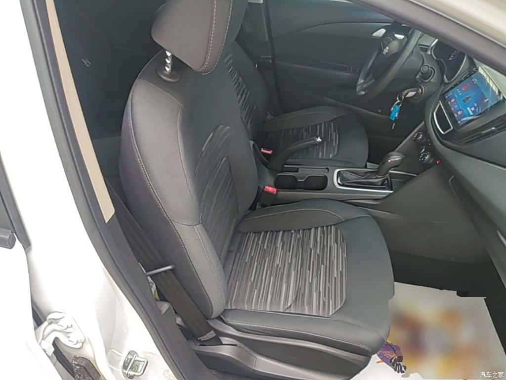 Chevrolet 320, 2017 25