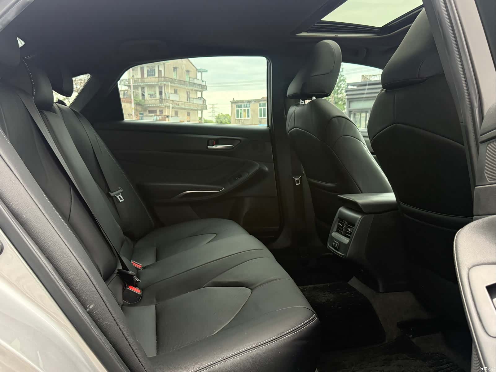 Toyota Avalon, 2022 8