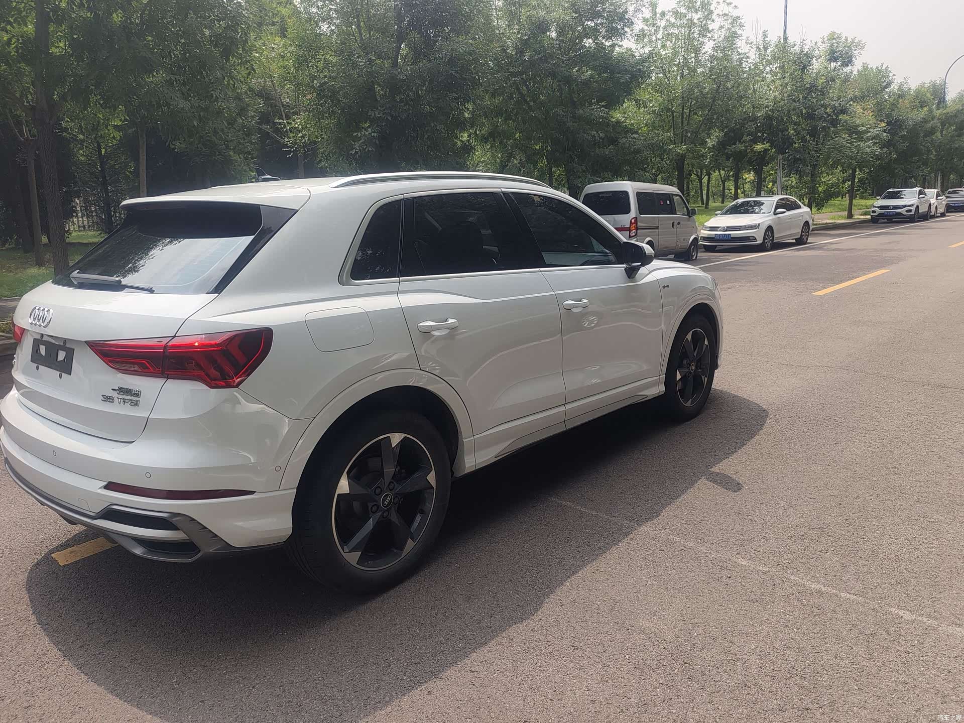 Audi Q3, 2022 4