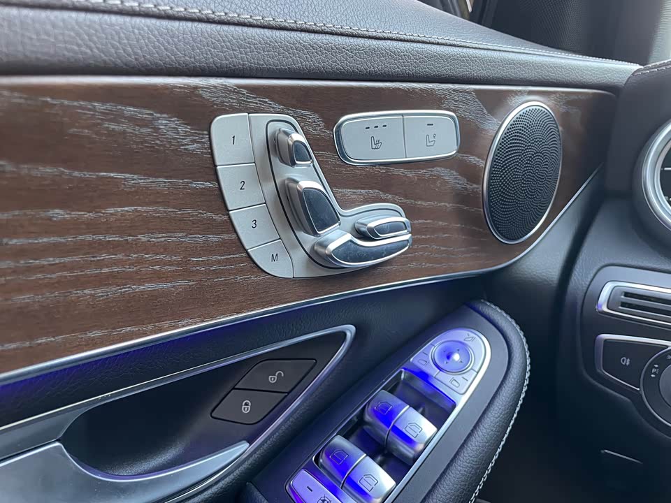 Mercedes-Benz GLC Mercedes-Benz GLC