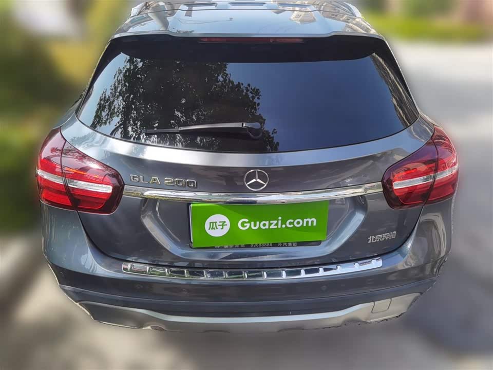 Mercedes-Benz GLA Mercedes-Benz GLA